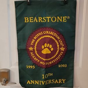 Bearstone Boyds Collectors House Flag